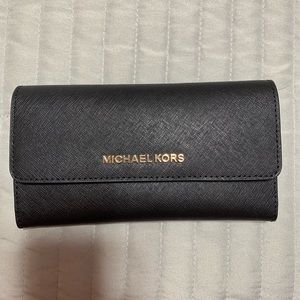 Michael Kors Jet Set Trifold Wallet
